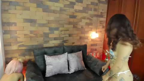 JUSTKARLITA online show from April 2026 01:42:01 AM