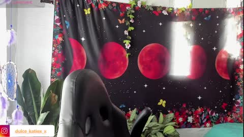 Sofia online show from January 2025 07:18:02 PM