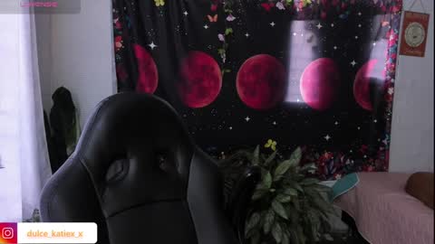 Sofia online show from January 2025 10:12:02 PM