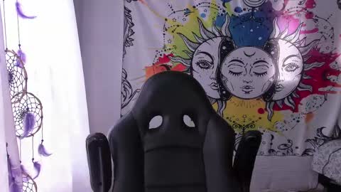 Sofia online show from February 2025 08:00:01 PM