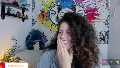 Sofia online show from November 2025 12:27:02 PM