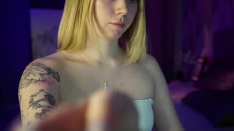 Alexa online show from January 2025 09:18:01 PM