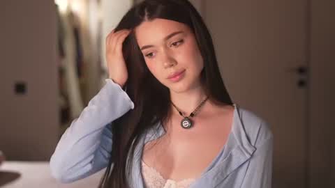 Snapshot of justbarbie_new_ chatting on June 2026 07:49:01 PM Katarina online show from June 2026 07:49:01 PM