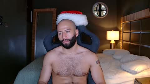 Snapshot of justin_hton chatting on December 2024 02:05:02 PM Justin online show from December 2024 02:05:02 PM
