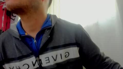 JUSTIN Y JAZMIN online show from October 2025 01:55:02 PM