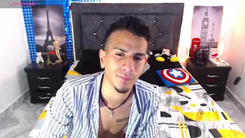 Snapshot of justin_melendez chatting on January 2025 08:33:01 AM JUSTIN online show from January 2025 08:33:01 AM