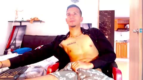 JUSTIN online show from April 2026 12:09:02 PM