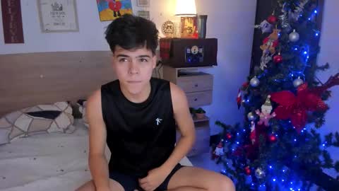 Justin online show from December 2025 12:23:02 PM