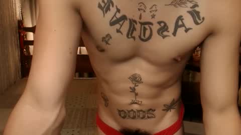 Snapshot of justine_hunk chatting on October 2025 05:58:02 AM justine_hunk online show from October 2025 05:58:02 AM