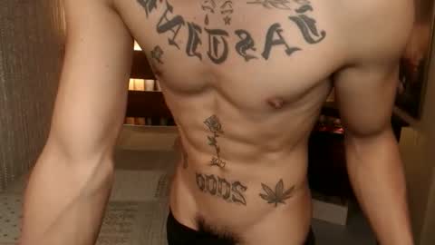 justine_hunk online show from April 2026 03:38:01 AM