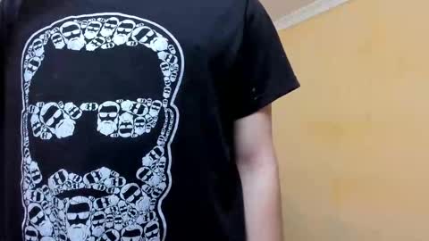 Justine online show from November 2025 03:56:01 AM