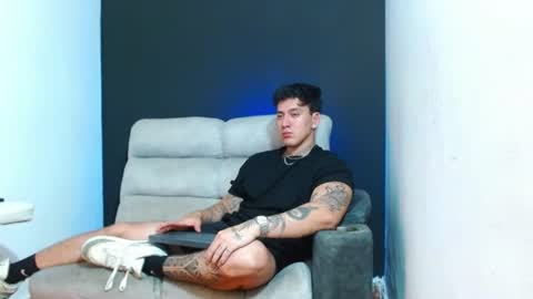 justinfuller_31 online show from July 2026 01:08:01 AM