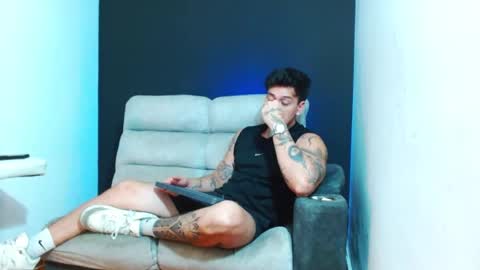 justinfuller_31 online show from July 2026 09:20:01 PM