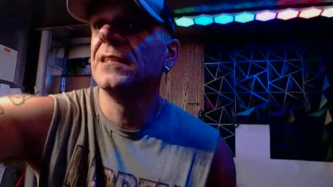 justinmoore1987 online show from June 2026 06:27:01 AM