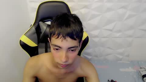 J U S T I N online show from March 2025 07:07:02 PM