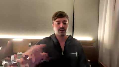 justint19 online show from September 2025 04:45:01 PM