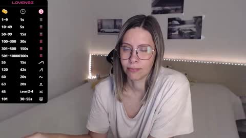 Julie online show from October 2025 04:13:02 AM