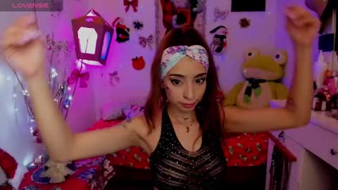 Mia online show from December 2024 05:42:02 AM