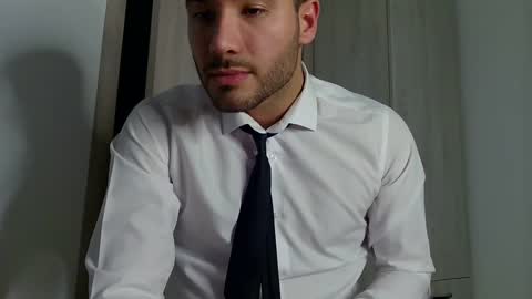 Snapshot of justynxxx1 chatting on February 2025 02:31:01 AM Justin online show from February 2025 02:31:01 AM