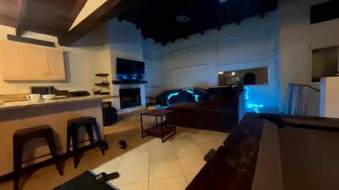 juuneet online show from March 2026 04:38:02 AM