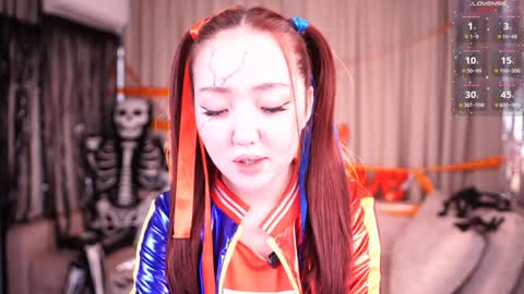 Amely online show from October 2025 04:38:01 AM