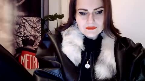 k_queen36 online show from February 2026 03:55:01 PM