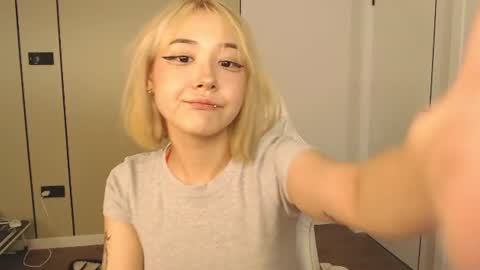 Kaoru online show from July 2026 06:15:02 PM