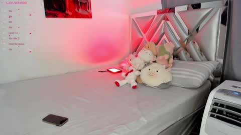 Snapshot of kaaren17 chatting on December 2024 02:05:02 PM Kaaren17 online show from December 2024 02:05:02 PM