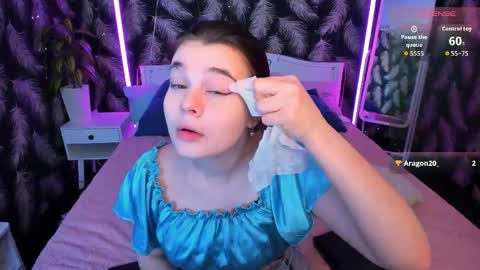 Snapshot of kacey_love chatting on April 2026 06:05:02 AM Kacey online show from April 2026 06:05:02 AM