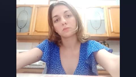 Nika online show from September 2025 03:00:02 PM