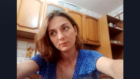 Snapshot of kacilangowski chatting on September 2025 02:22:02 PM Nika online show from September 2025 02:22:02 PM