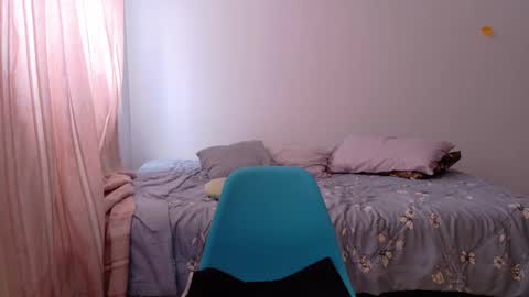 Snapshot of kad_kad chatting on October 2025 03:52:01 PM Kanela online show from October 2025 03:52:01 PM