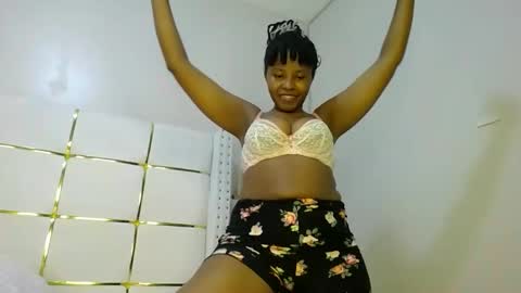 Snapshot of kadime001 chatting on January 2025 06:02:01 PM kadime online show from January 2025 06:02:01 PM