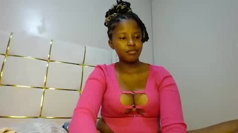 Snapshot of kadime001 chatting on February 2025 03:08:02 AM kadime online show from February 2025 03:08:02 AM
