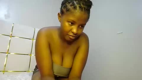 Snapshot of kadime001 chatting on February 2025 07:57:02 PM kadime online show from February 2025 07:57:02 PM