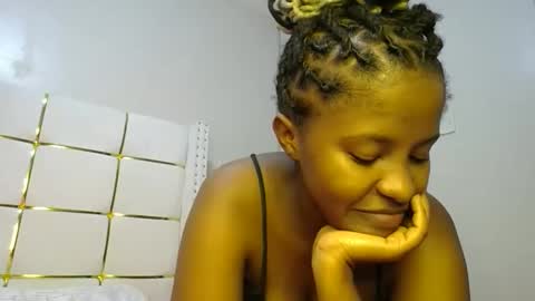 Snapshot of kadime001 chatting on February 2025 11:00:01 PM kadime online show from February 2025 11:00:01 PM