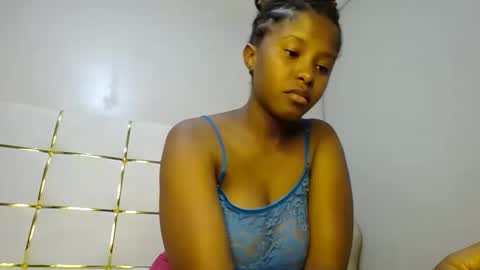 Snapshot of kadime001 chatting on February 2025 11:46:02 PM kadime online show from February 2025 11:46:02 PM