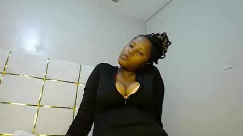 Snapshot of kadime001 chatting on February 2025 02:45:01 AM kadime online show from February 2025 02:45:01 AM