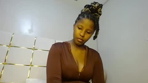 Snapshot of kadime001 chatting on February 2025 04:50:02 PM kadime online show from February 2025 04:50:02 PM