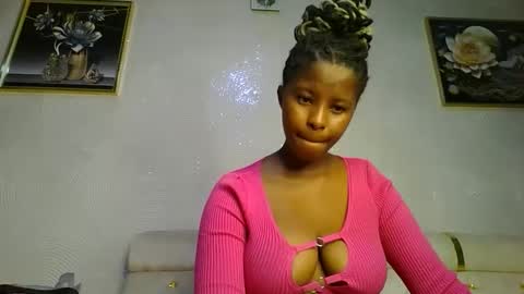 Snapshot of kadime001 chatting on February 2025 09:43:02 AM kadime online show from February 2025 09:43:02 AM