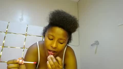 Snapshot of kadime001 chatting on February 2025 08:53:02 PM kadime online show from February 2025 08:53:02 PM