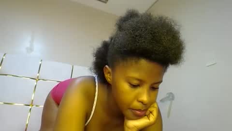 Snapshot of kadime001 chatting on February 2025 11:59:01 PM kadime online show from February 2025 11:59:01 PM