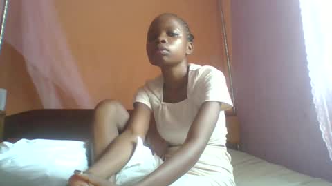 Snapshot of kadzo23 chatting on December 2024 10:33:02 AM Kadzo online show from December 2024 10:33:02 AM