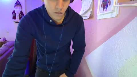 kael_art_d online show from December 2024 04:46:02 PM