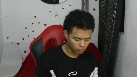 kael_fox online show from April 2026 06:41:01 PM