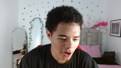 kael_fox online show from April 2026 06:12:01 PM