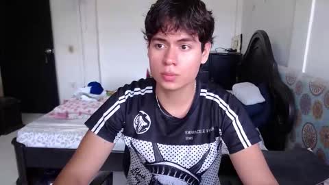 kafer online show from December 2025 06:03:02 PM