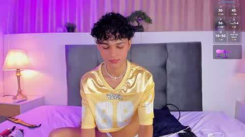 Snapshot of kai_riptide chatting on September 2025 08:03:01 PM Kai online show from September 2025 08:03:01 PM