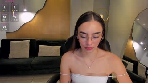 Snapshot of kaiaferreira chatting on January 2025 03:33:01 PM Kaia Ferreira online show from January 2025 03:33:01 PM