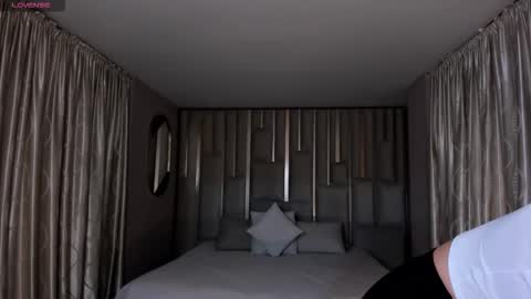 Kaia Ferreira online show from November 2025 12:36:02 PM